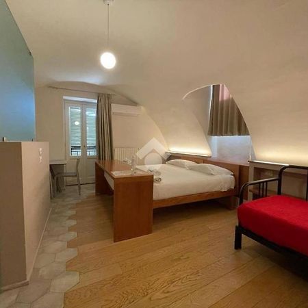Отель La Casa Di Nadi Матера Экстерьер фото